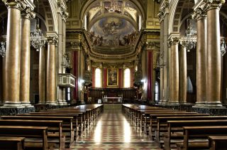 Navata centrale della Cattedrale San Giuliano